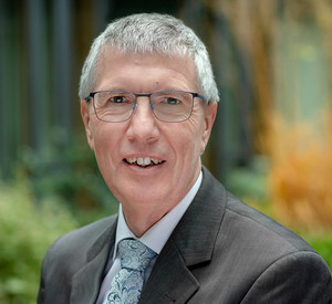Dr. Erwin Manz