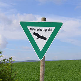 Anerkennung von Umwelt- und Naturschutzvereinigungen Schild Naturschutzgebiet