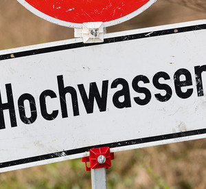 Hochwasser Hochwasser-Hinweisschild