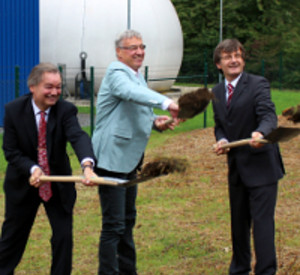 1. Spatenstich mit Thomas Griese 1. Spatenstich mit Thomas Griese